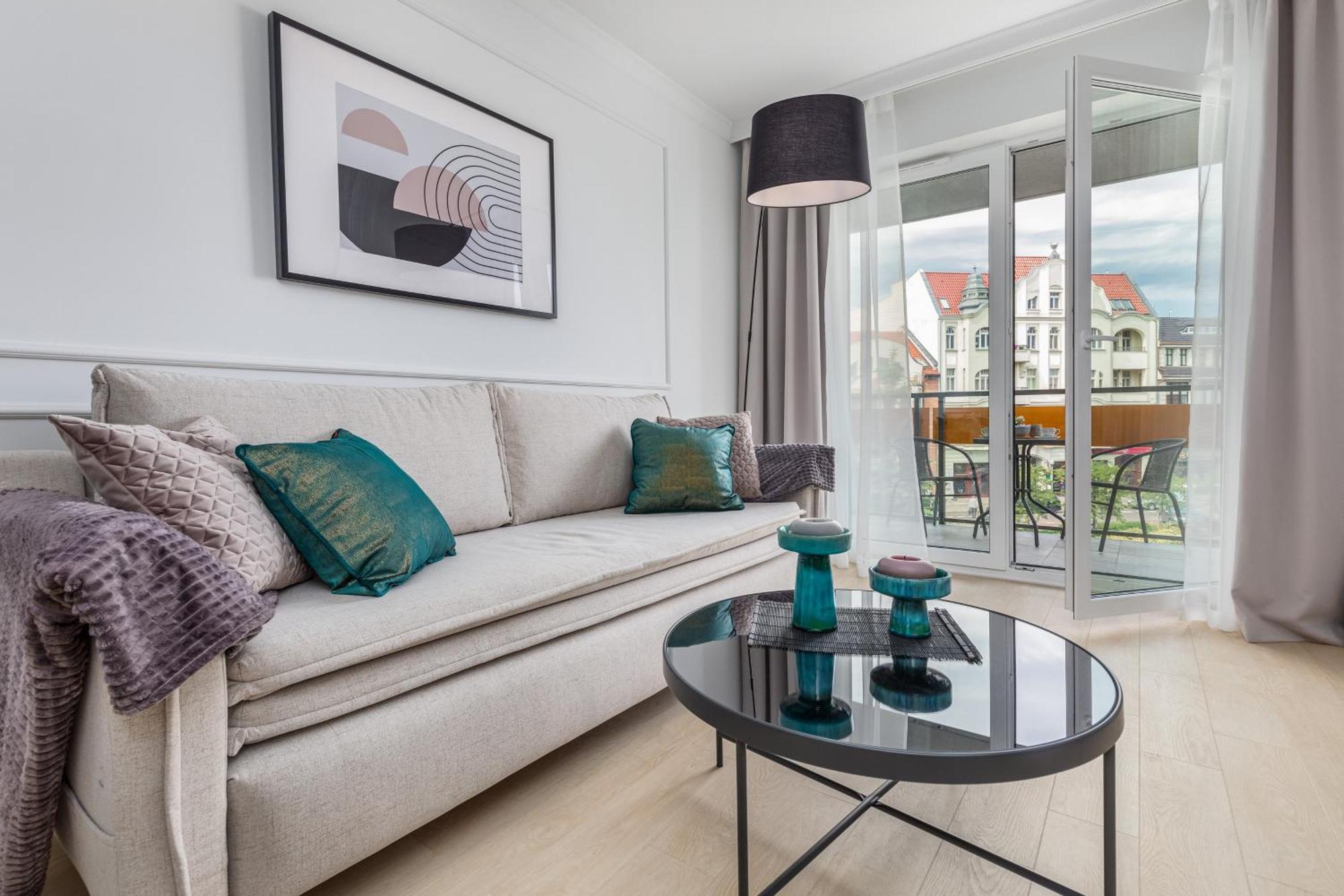 Plac Slowianski Apartments With Balcony Swinoujscie Center By Noclegi Renters Extérieur photo