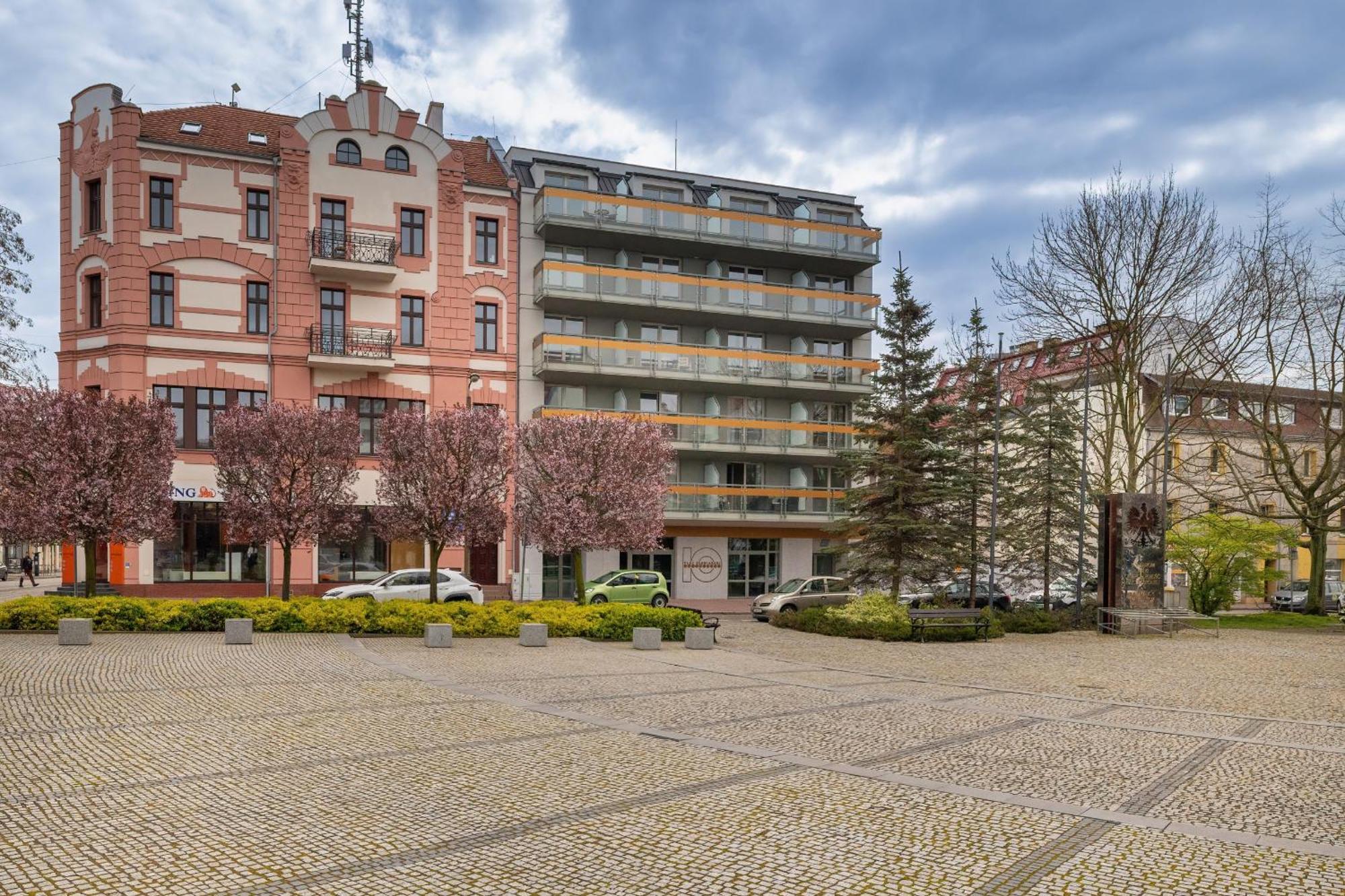 Plac Slowianski Apartments With Balcony Swinoujscie Center By Noclegi Renters Extérieur photo